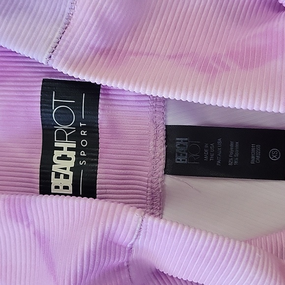 Beach Riot shorts - Picture 2 of 3